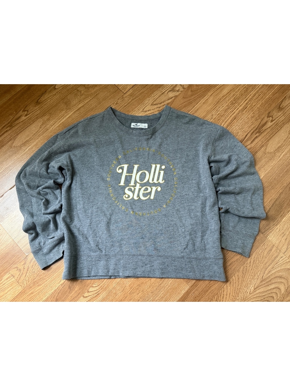 Hollister Gray Crewneck Sweatshirt with Logo Print Size Large